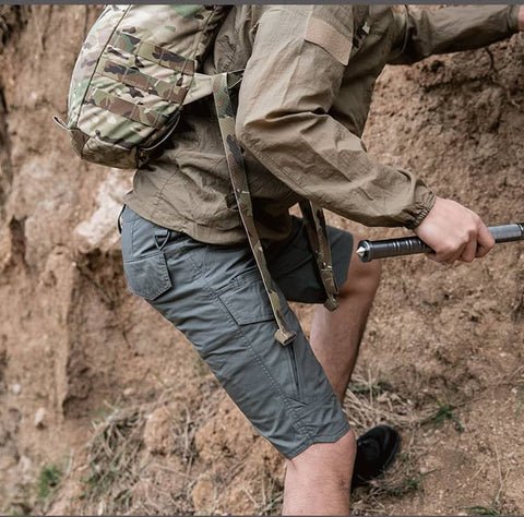 Bermuda Tática Militar Masculina Impermeável, Bermuda Tática Militar Impermeável, bermuda tática masculina camuflada, bermuda tática masculina, bermuda tática impermeável, bermuda tática camuflada, bermuda tática preto, bermuda tática militar, bermuda masculino, bermuda masculina jeans, bermuda masculina sarja, bermuda cargo.